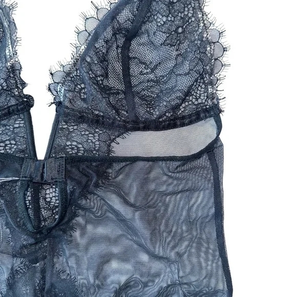 VICTORIA'S SECRET SEXY BLACK LACE MESH SLIP-ON BODYSUIT  ONE-PIECE LINGERIE S - Picture 12 of 16